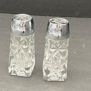 Vintage Crystal‎ Salt & Pepper Shakers With Chrome Tops Starburst Pattern MCM